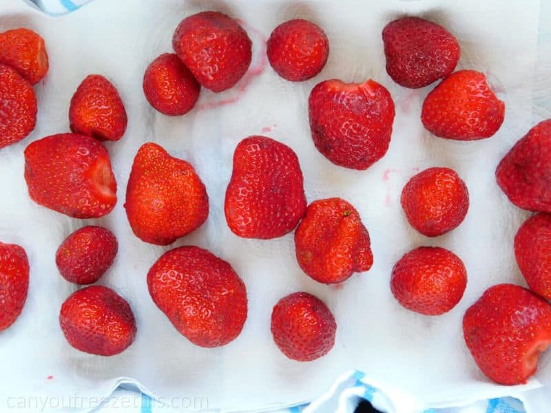 Drying strawberries