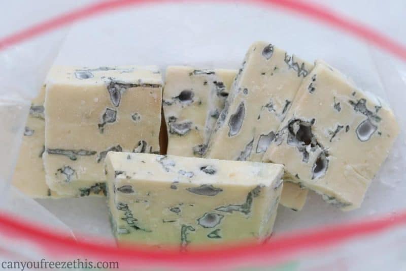 Frozen blue cheese slices