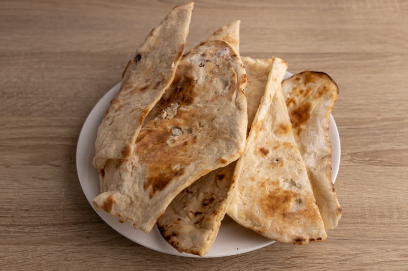 Can You Freeze Naan Bread? Can You Freeze This?