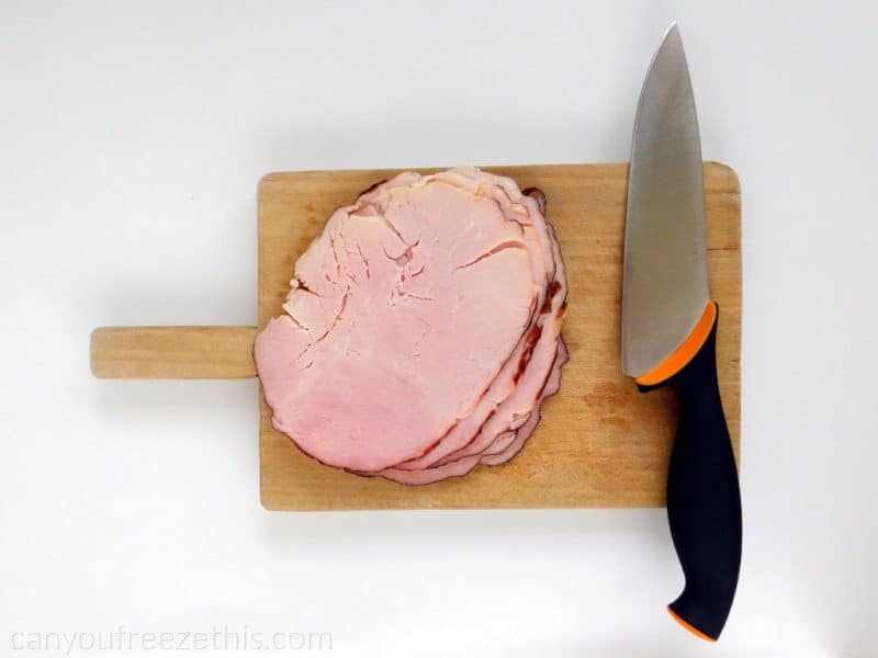 Slicing ham