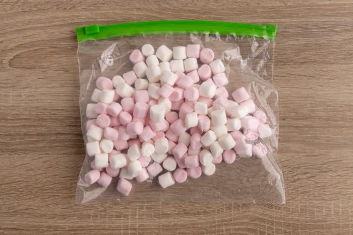 Marshmallows ready for freezing